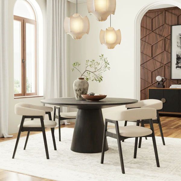 Round Dining Table Design & Practical Guide: Your Perfect Small-Space Makan Solution